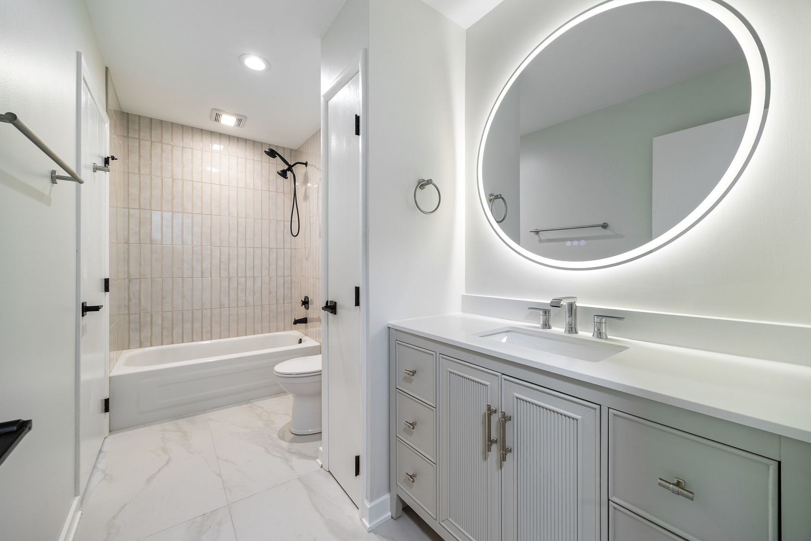 435 Sandpiper Court #A, Aurora, IL 60504