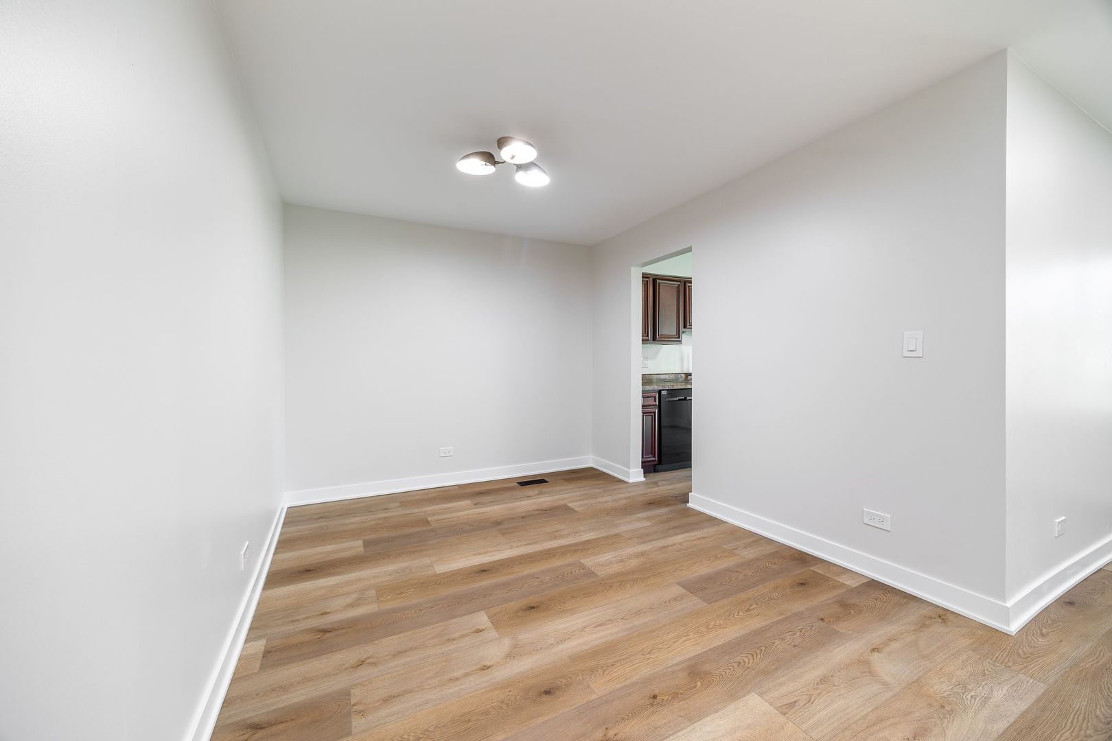 435 Sandpiper Court #A, Aurora, IL 60504
