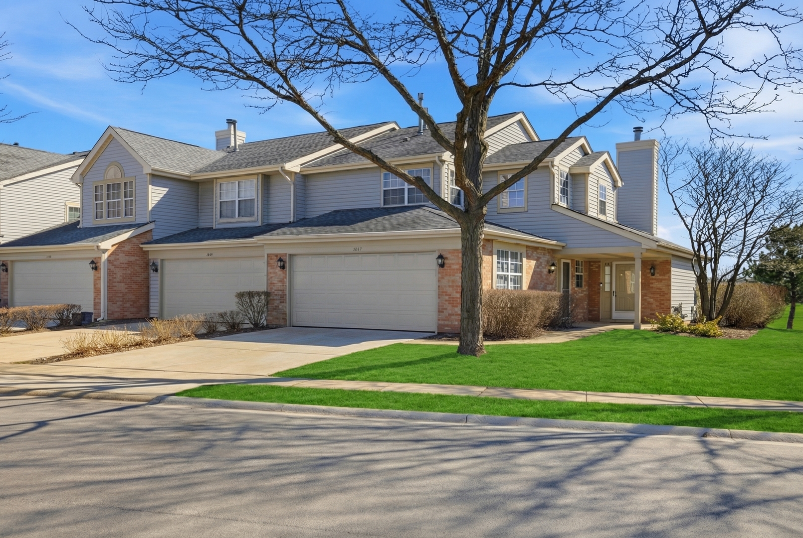 1447 Club Drive #A, Glendale Heights, IL 60139