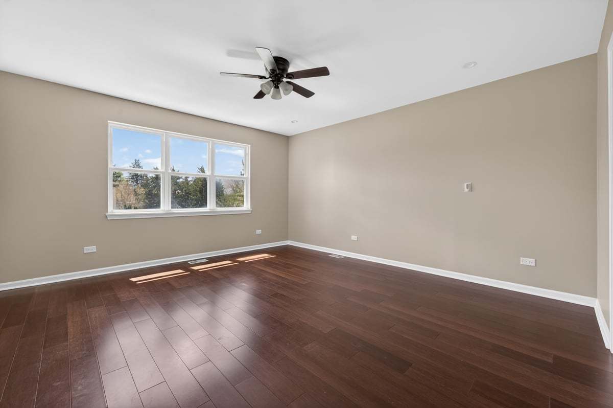 3719 Atlantic Avenue, Gurnee, IL 60031