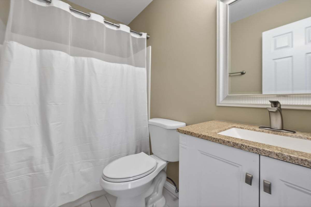 3719 Atlantic Avenue, Gurnee, IL 60031