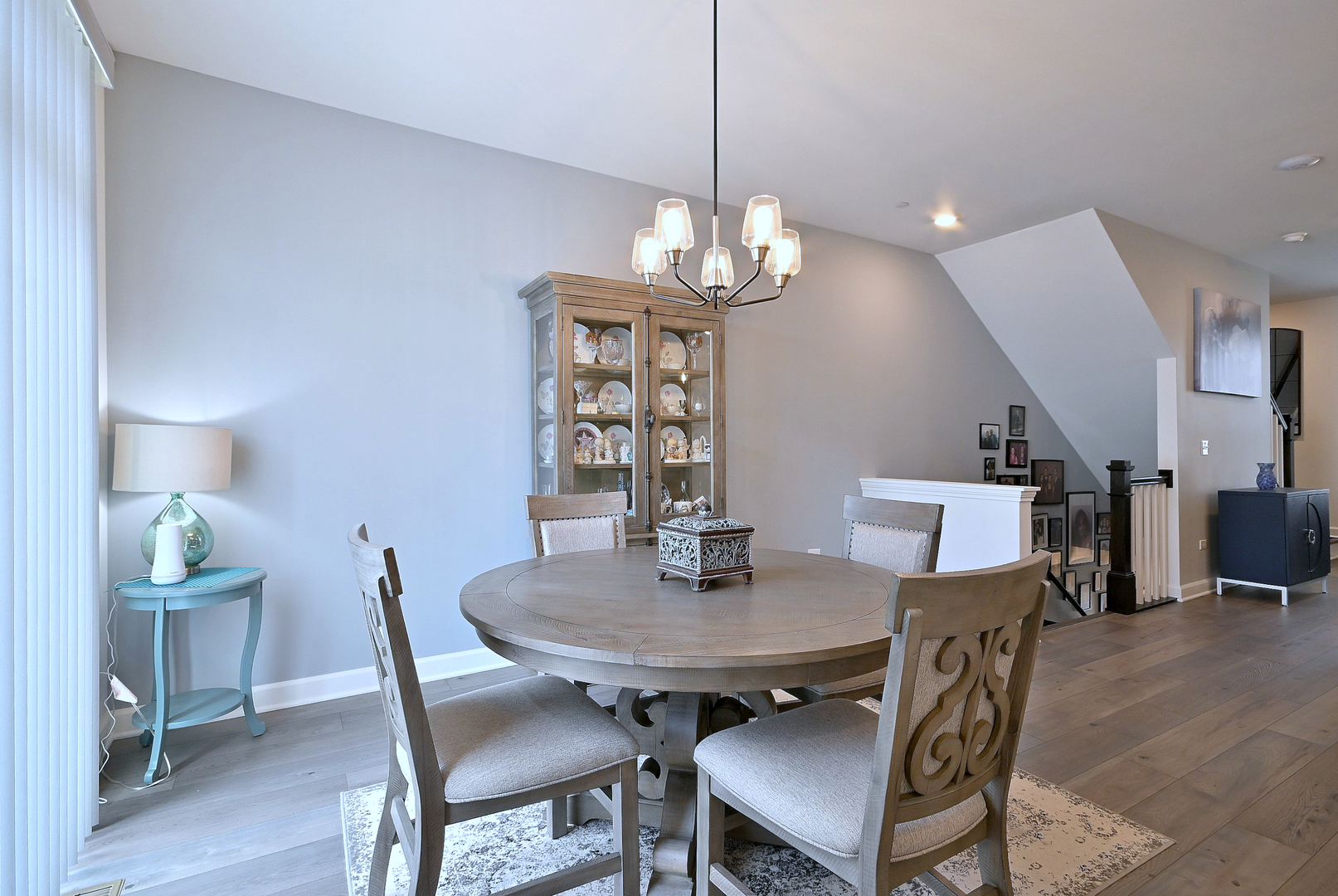 1538 Times Drive, Des Plaines, IL 60018