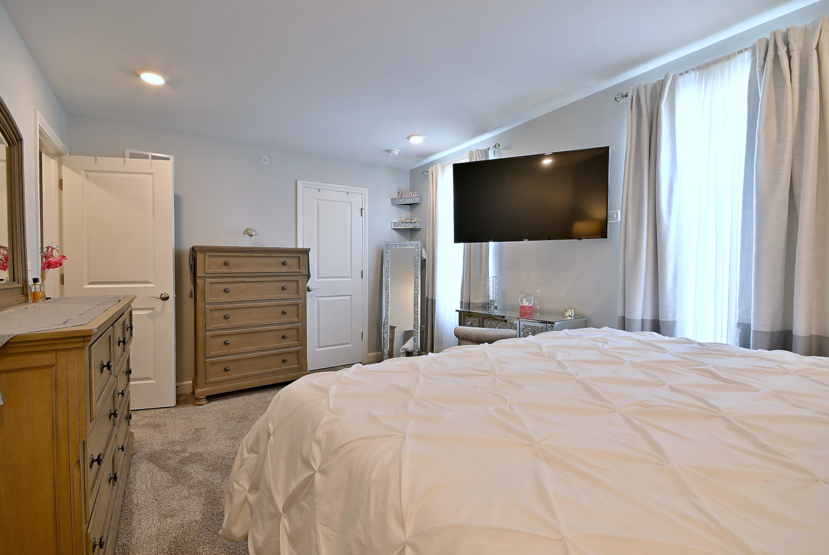 1538 Times Drive, Des Plaines, IL 60018