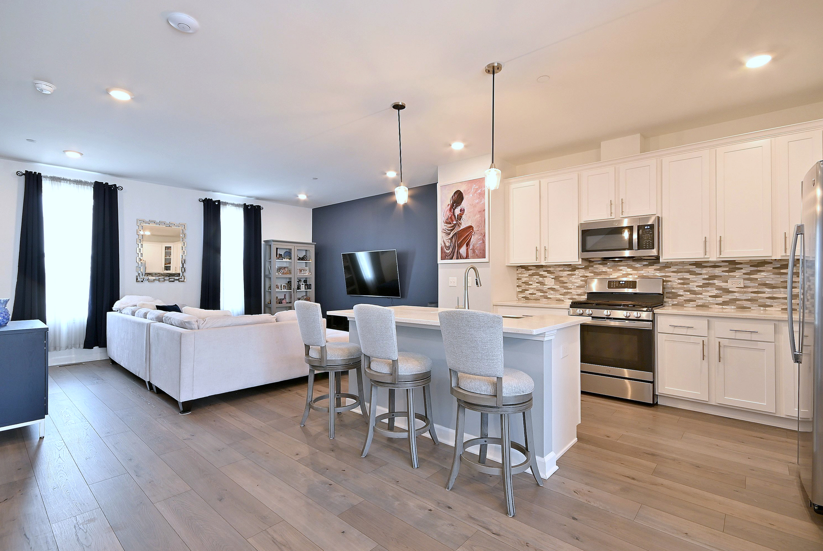 1538 Times Drive, Des Plaines, IL 60018