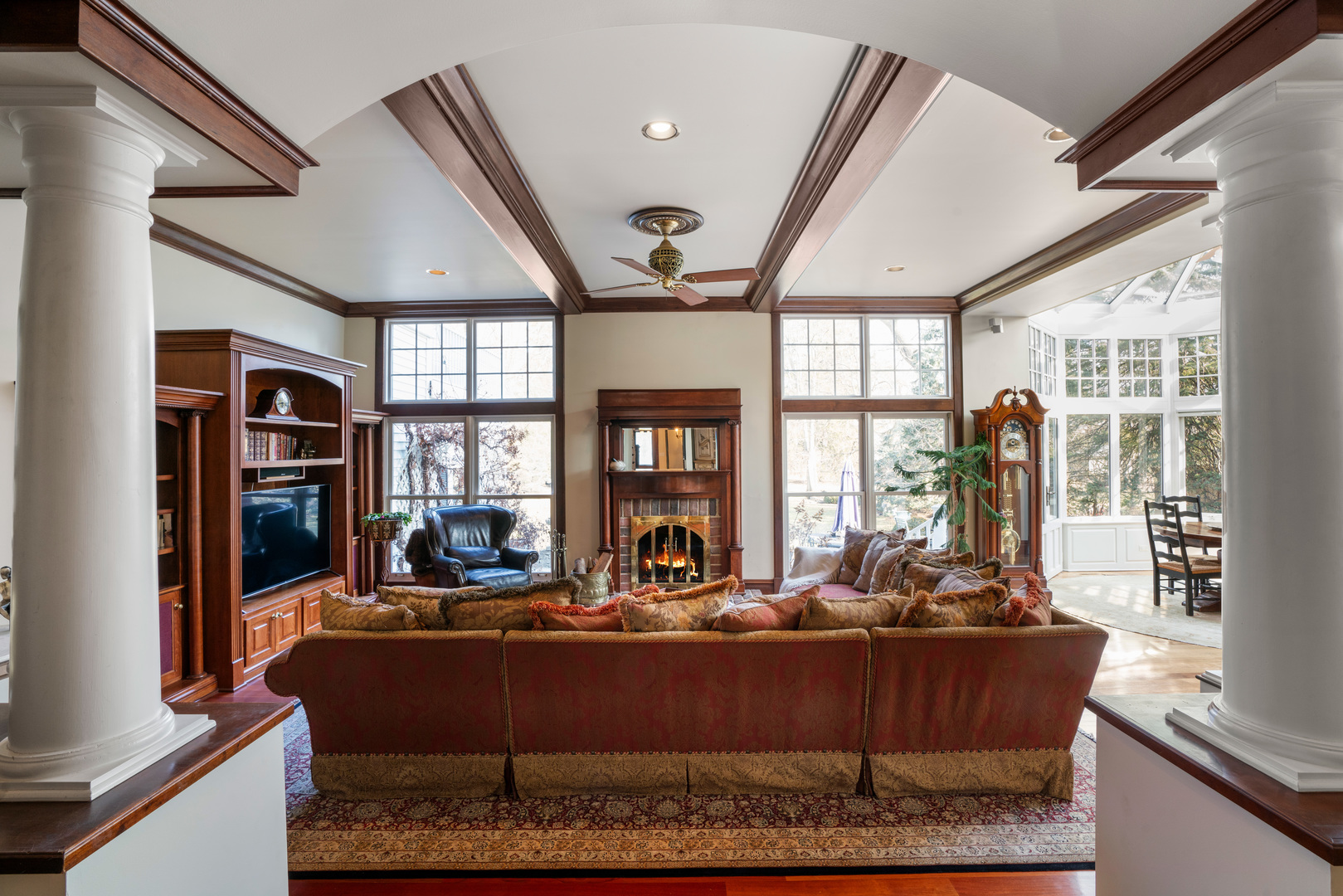 300 E Euclid Avenue, Arlington Heights, IL 60004