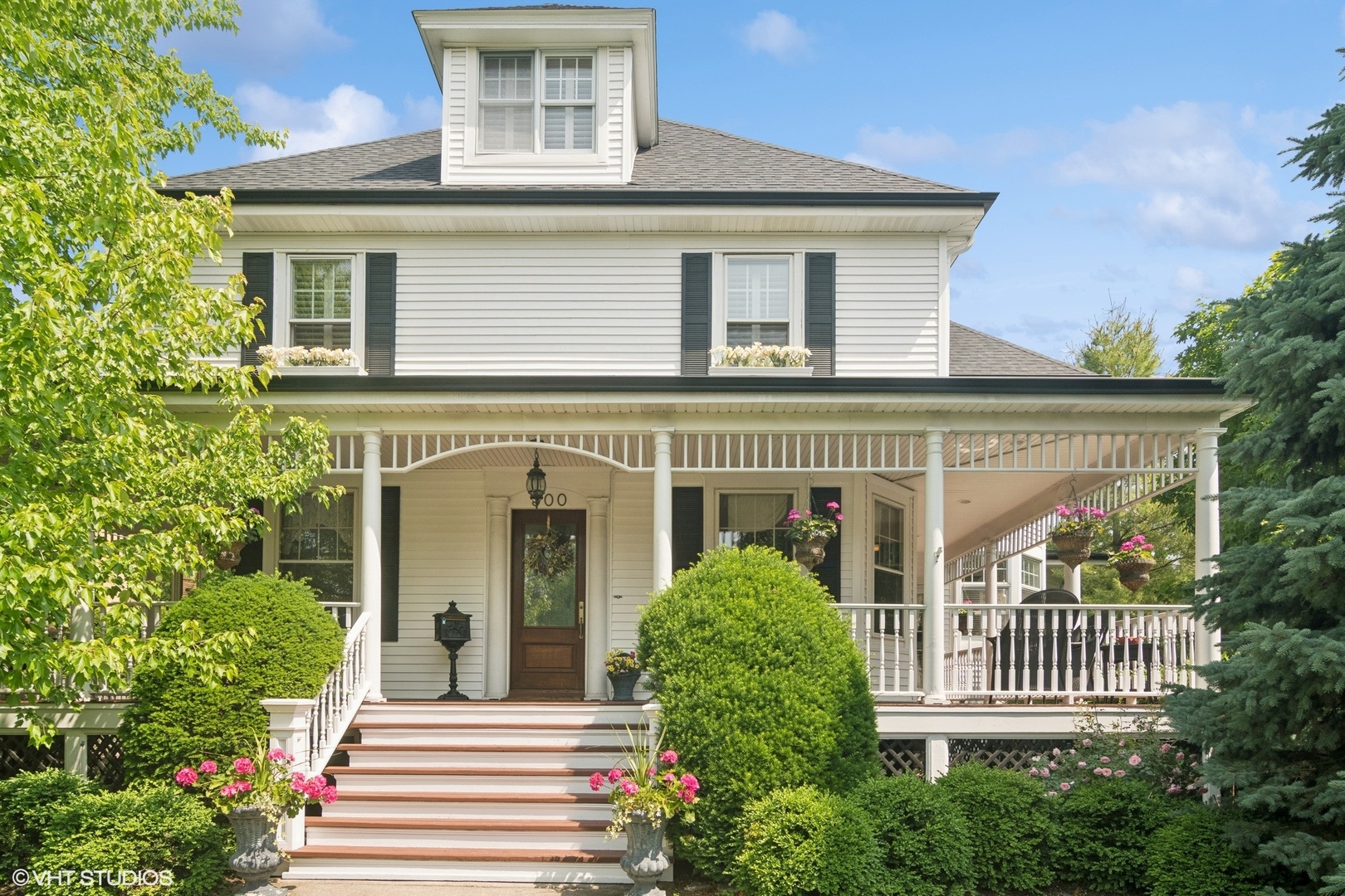 300 E Euclid Avenue, Arlington Heights, IL 60004