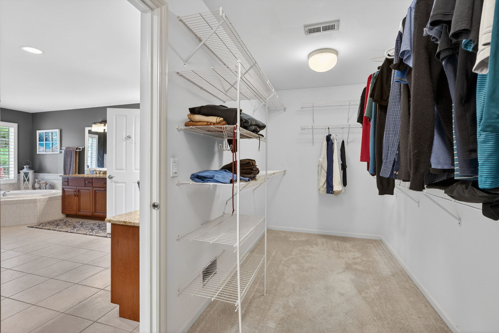 40W310 Waterford Lane, St. Charles, IL 60175