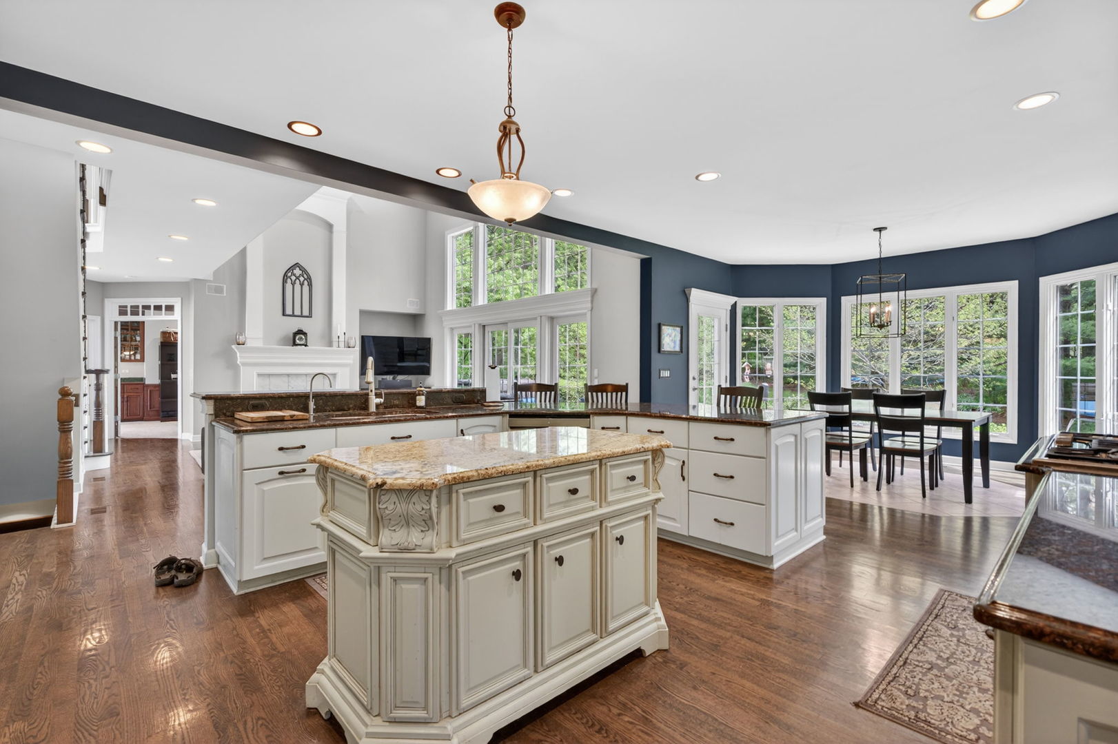 40W310 Waterford Lane, St. Charles, IL 60175