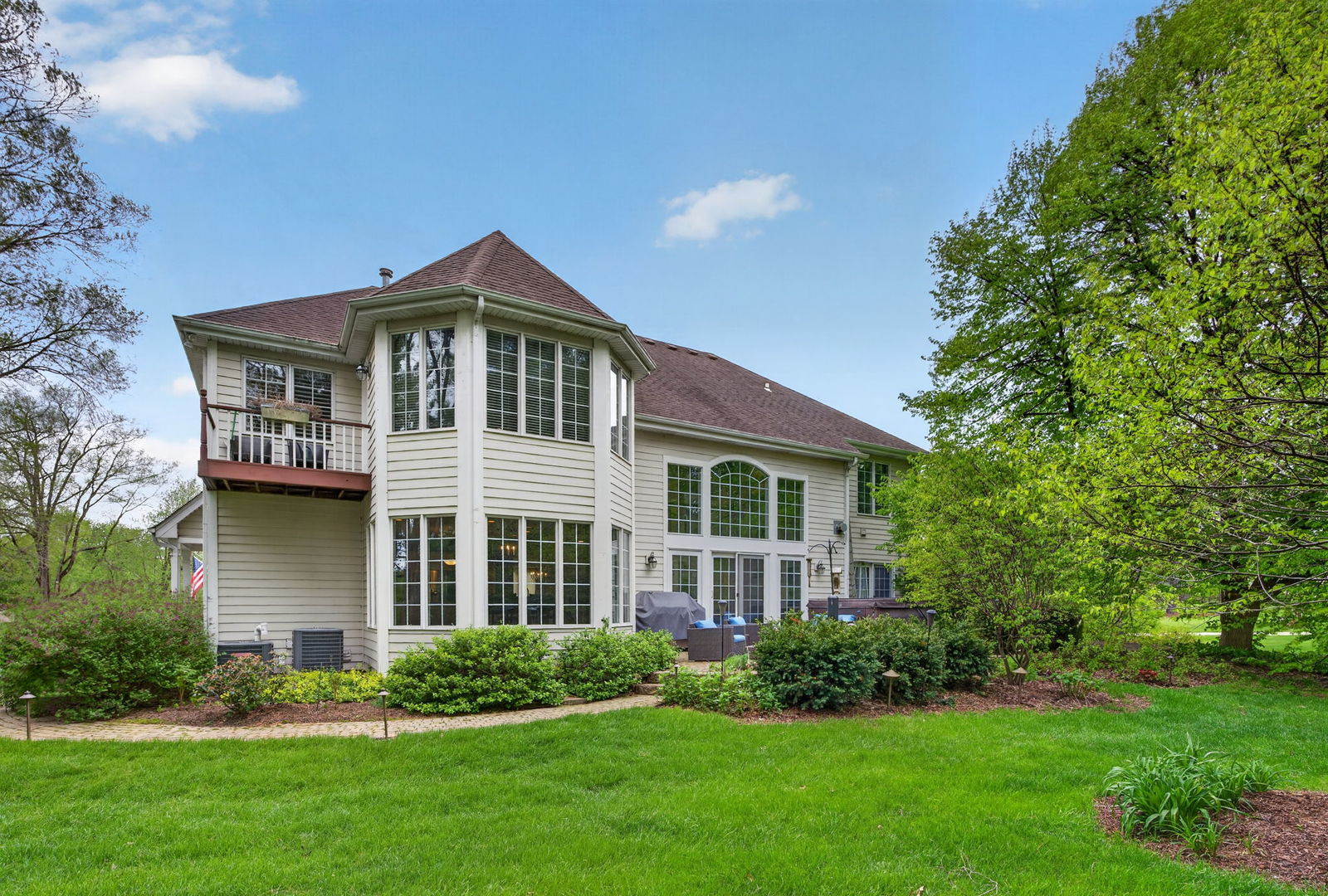 40W310 Waterford Lane, St. Charles, IL 60175