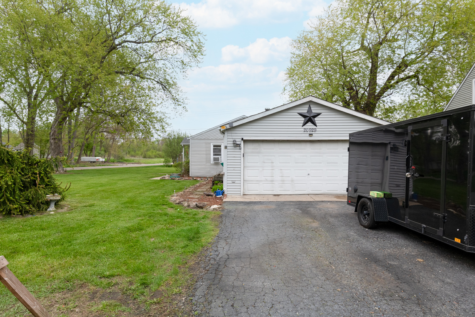 20929 W Sanrem Avenue, Lake Villa, IL 60046