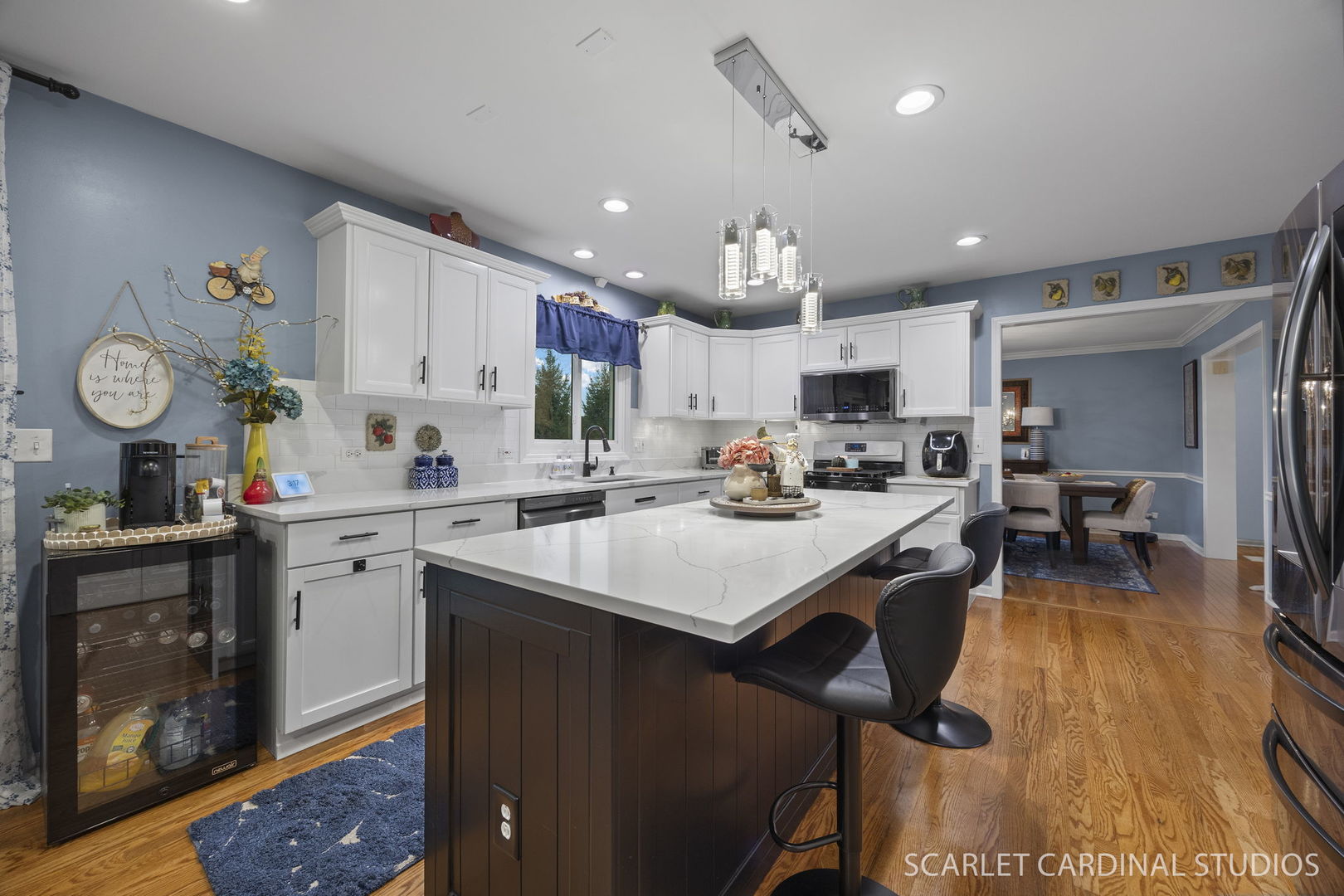 2836 Fairhauser Court, Naperville, IL 60564