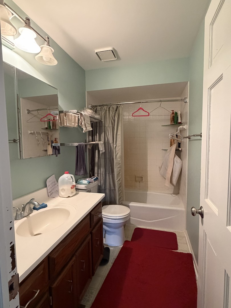 29W026 103rd Street, Naperville, IL 60564