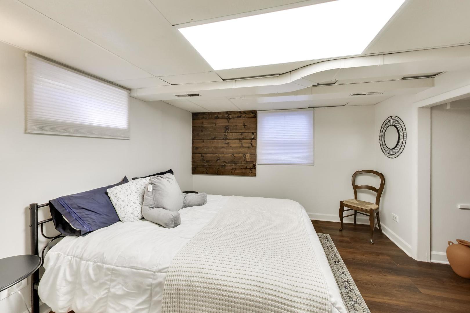 1144 N Fischer Drive, Addison, IL 60101