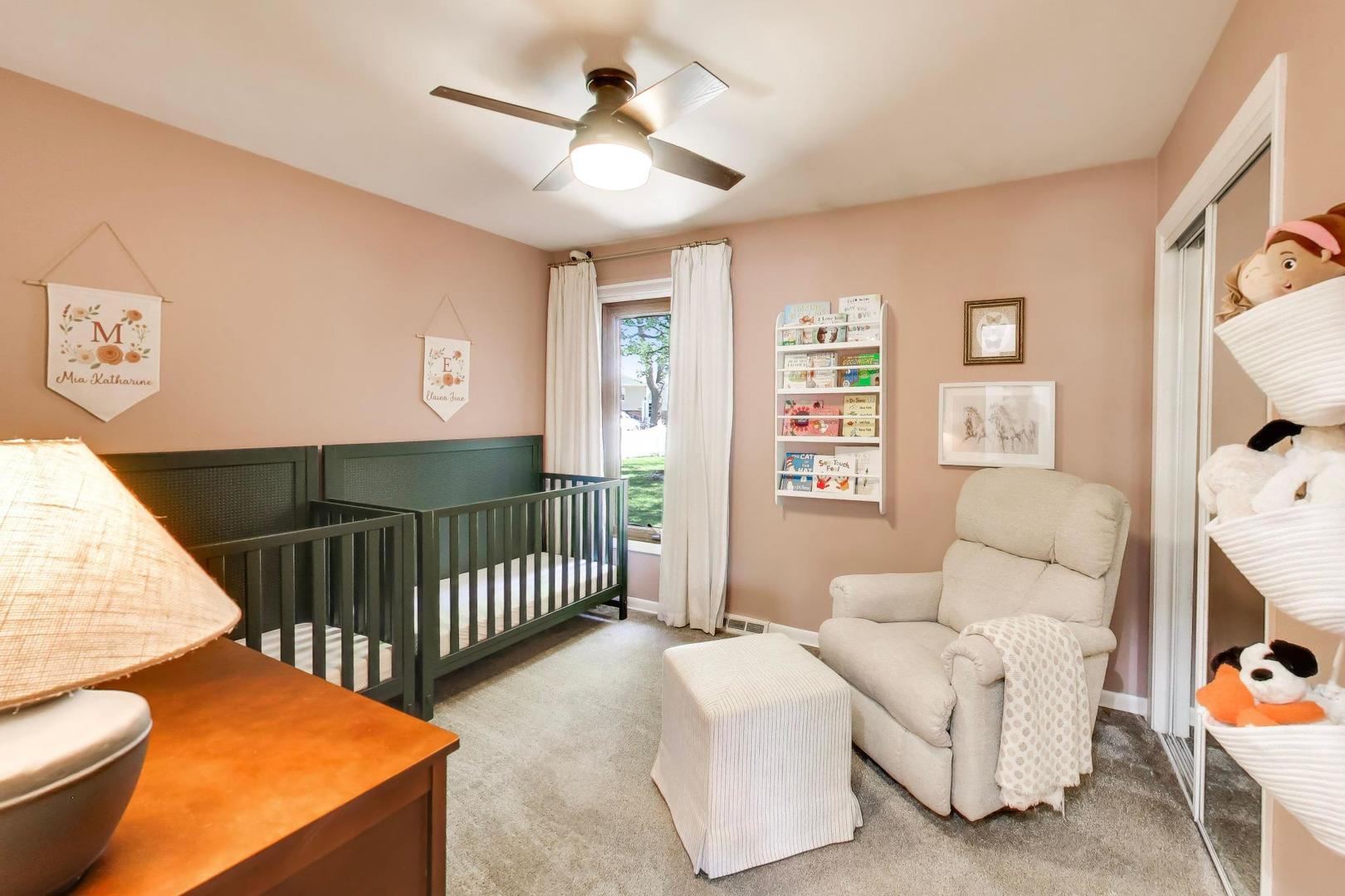 1144 N Fischer Drive, Addison, IL 60101