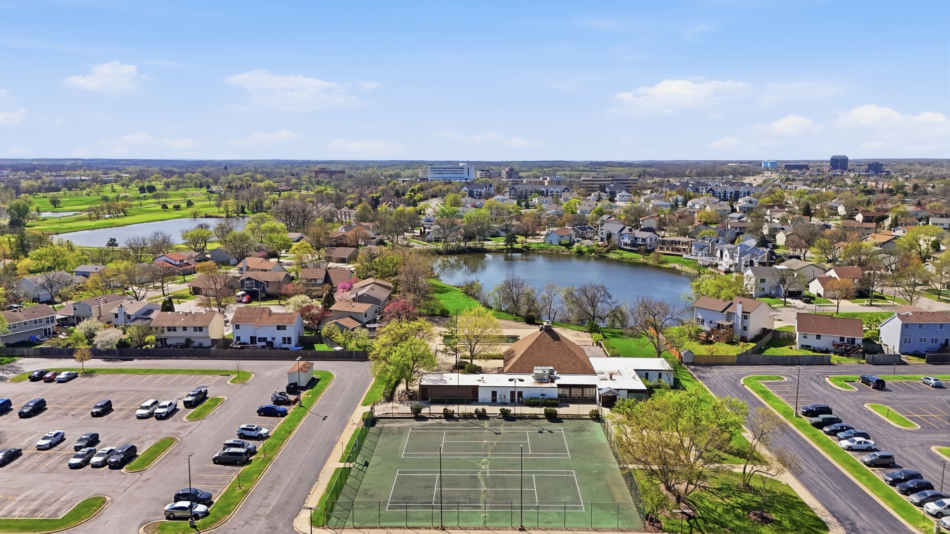 1500 Robin Circle #112, Hoffman Estates, IL 60169