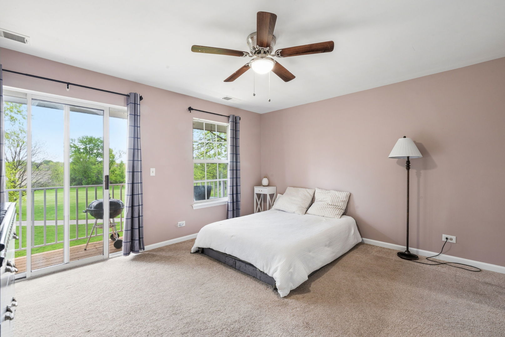 63 Tyler Court #B, Streamwood, IL 60107