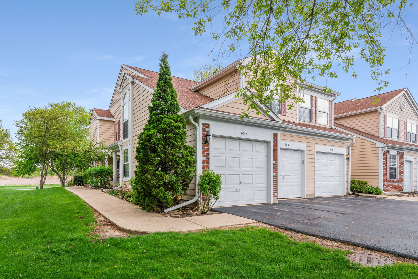 63 Tyler Court #B, Streamwood, IL 60107