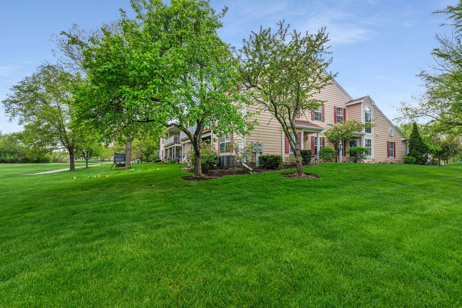63 Tyler Court #B, Streamwood, IL 60107