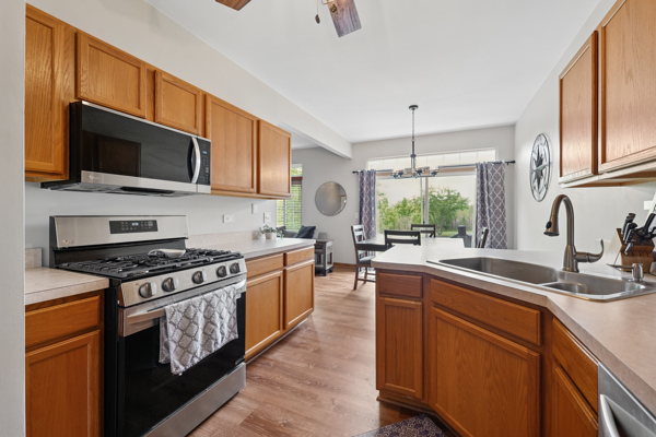 18293 Kirby Drive, Tinley Park, IL 60487