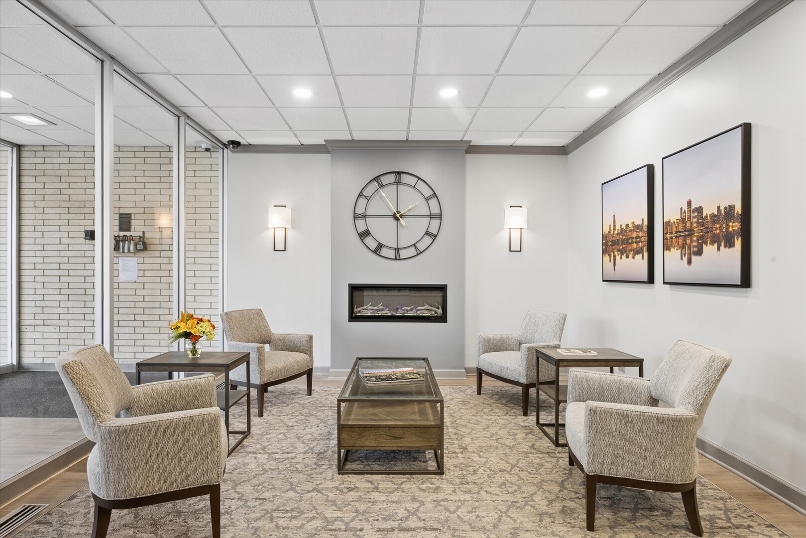 141 N La Grange Road #903, La Grange, IL 60525