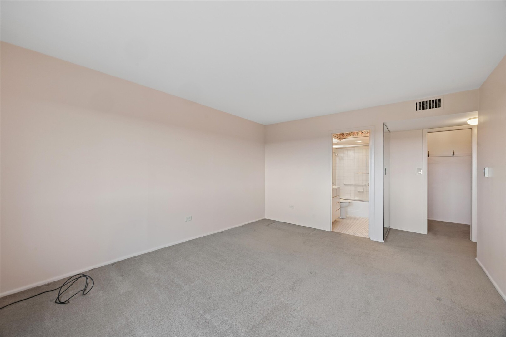 141 N La Grange Road #903, La Grange, IL 60525