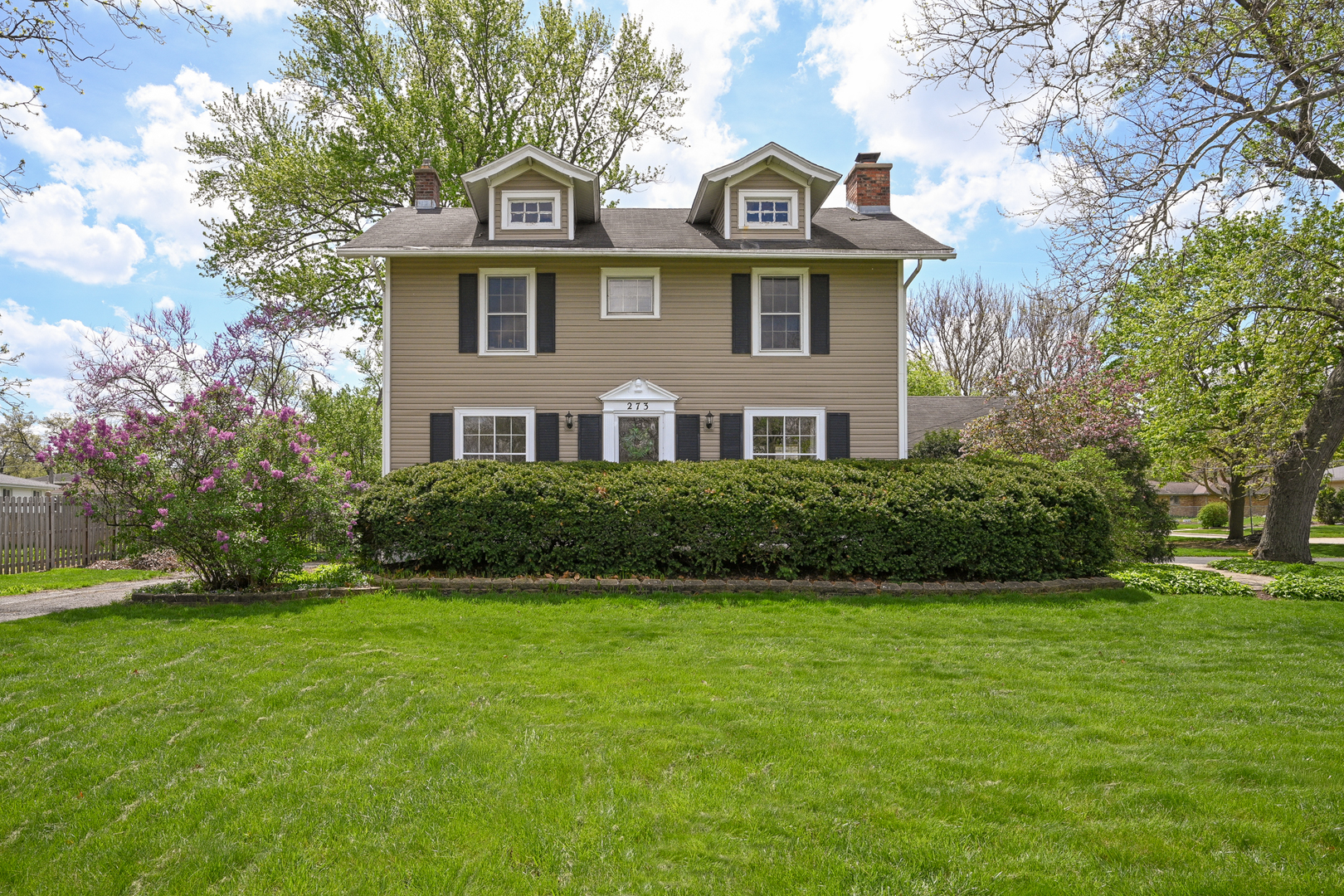 273 Geneva Road, Glen Ellyn, IL 60137
