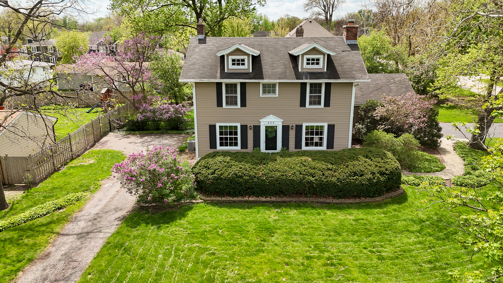 273 Geneva Road, Glen Ellyn, IL 60137
