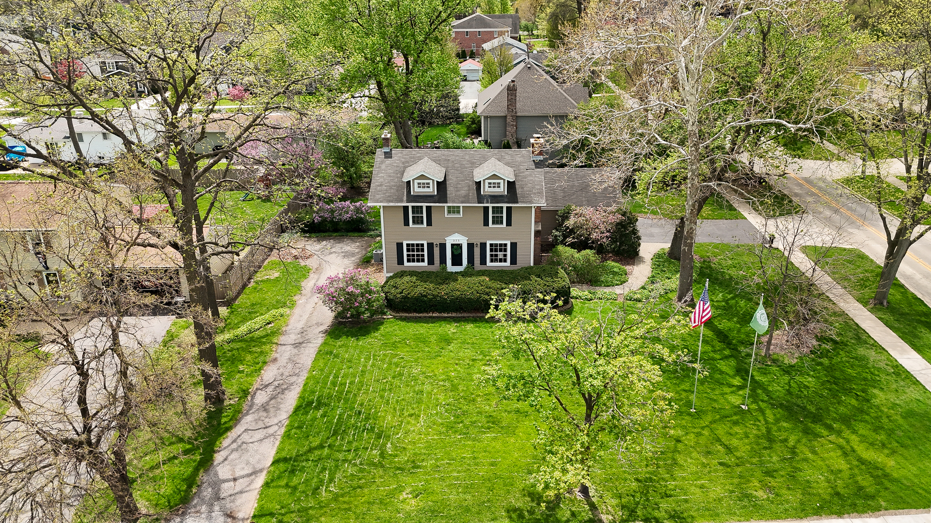 273 Geneva Road, Glen Ellyn, IL 60137