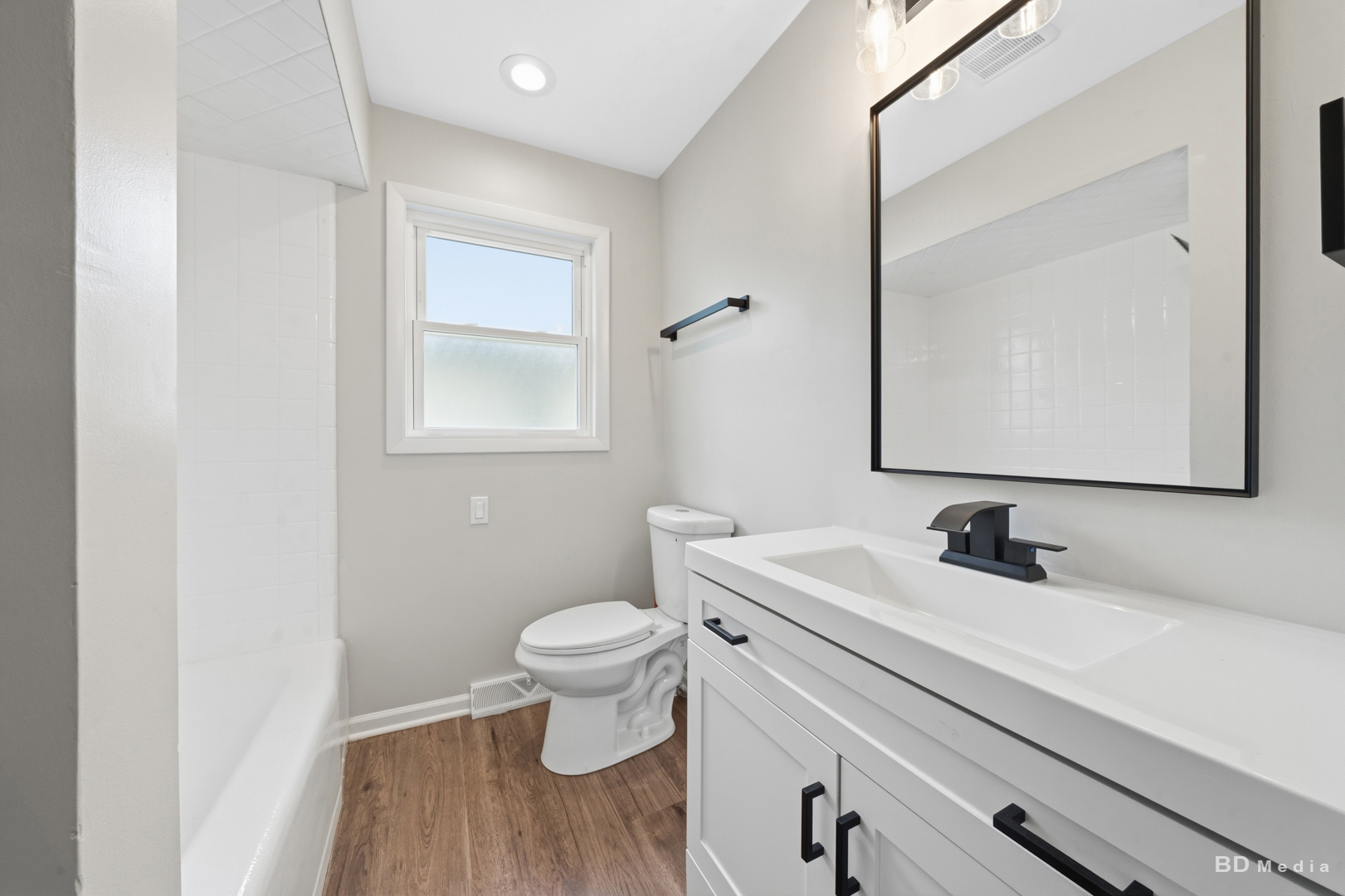 521 Cowles Avenue, Joliet, IL 60435