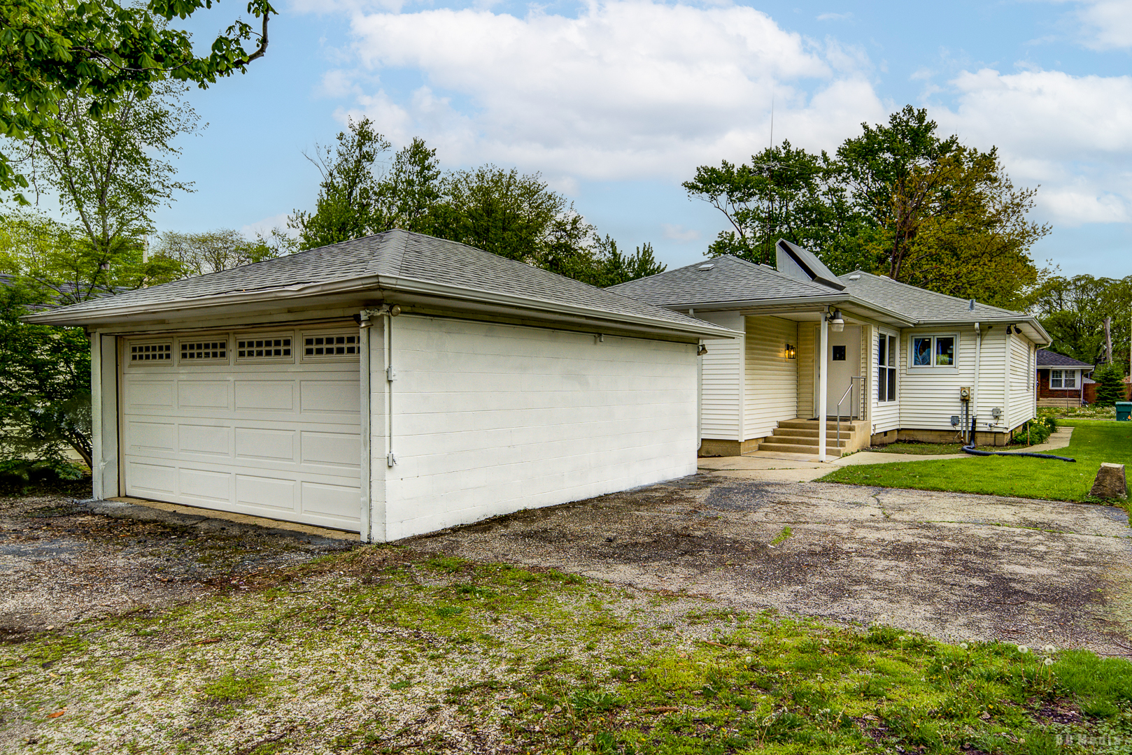 521 Cowles Avenue, Joliet, IL 60435