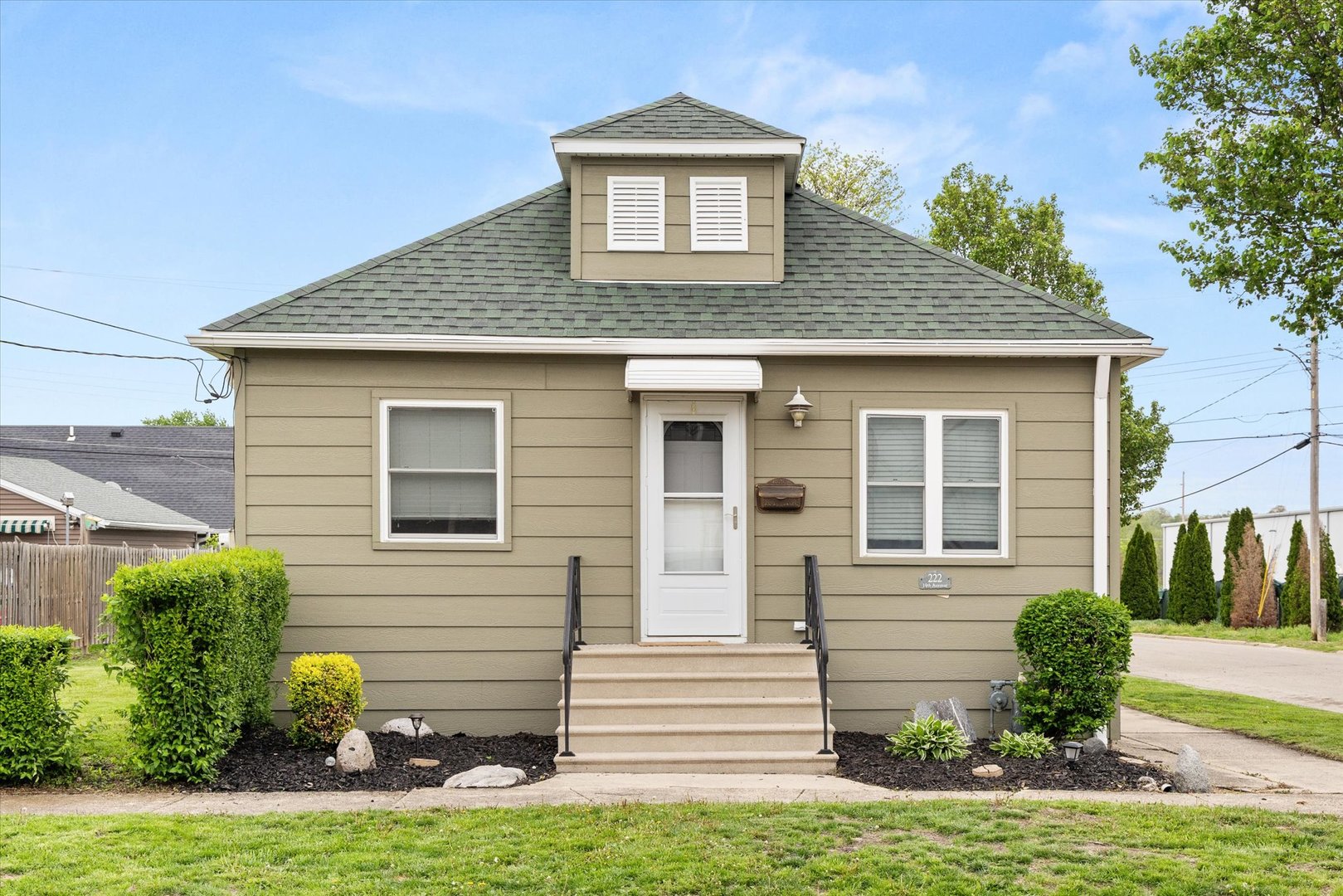 222 19th Avenue, Ottawa, IL 61350