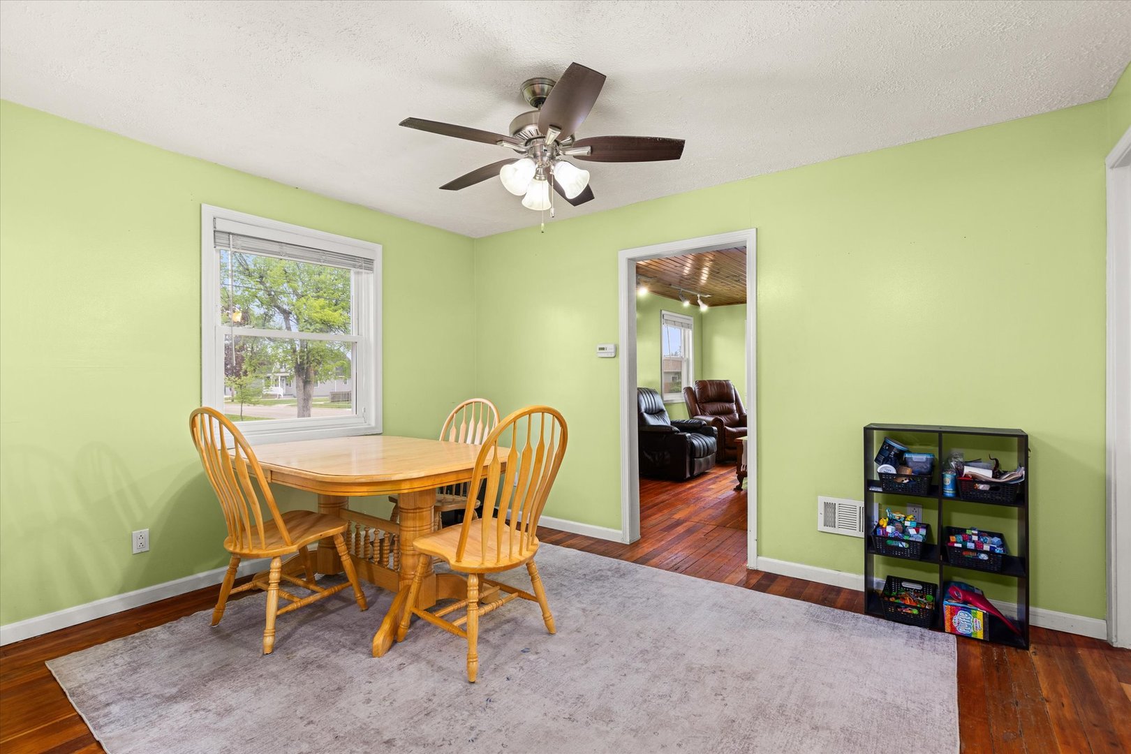 222 19th Avenue, Ottawa, IL 61350