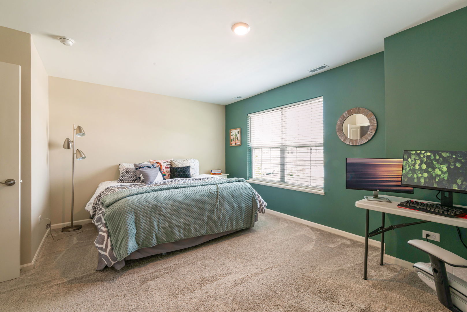 15027 W Quincy Circle, Manhattan, IL 60442