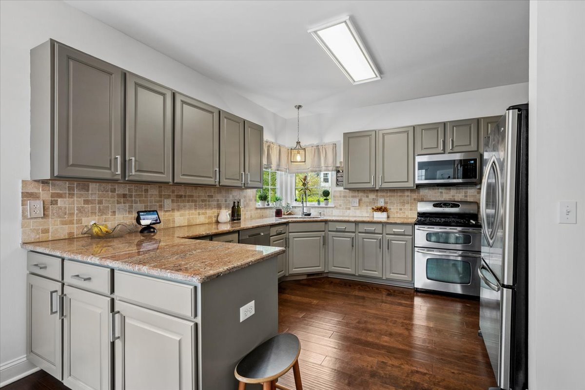 29675 N Environ Circle, Lake Bluff, IL 60044