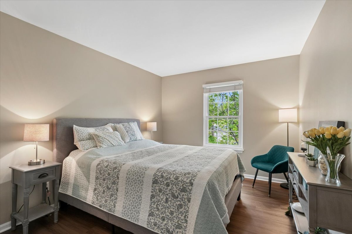 29675 N Environ Circle, Lake Bluff, IL 60044