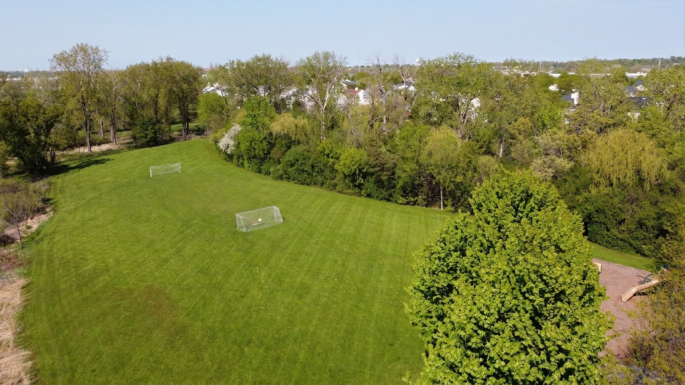 29675 N Environ Circle, Lake Bluff, IL 60044