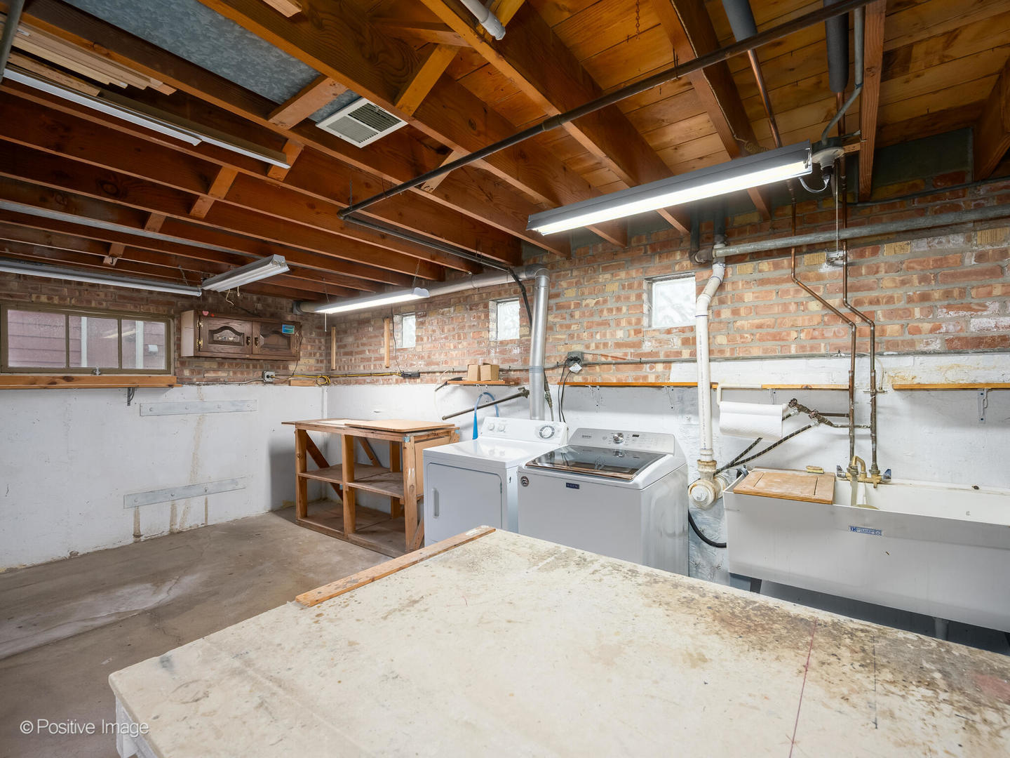 18547 Lexington Avenue, Homewood, IL 60430