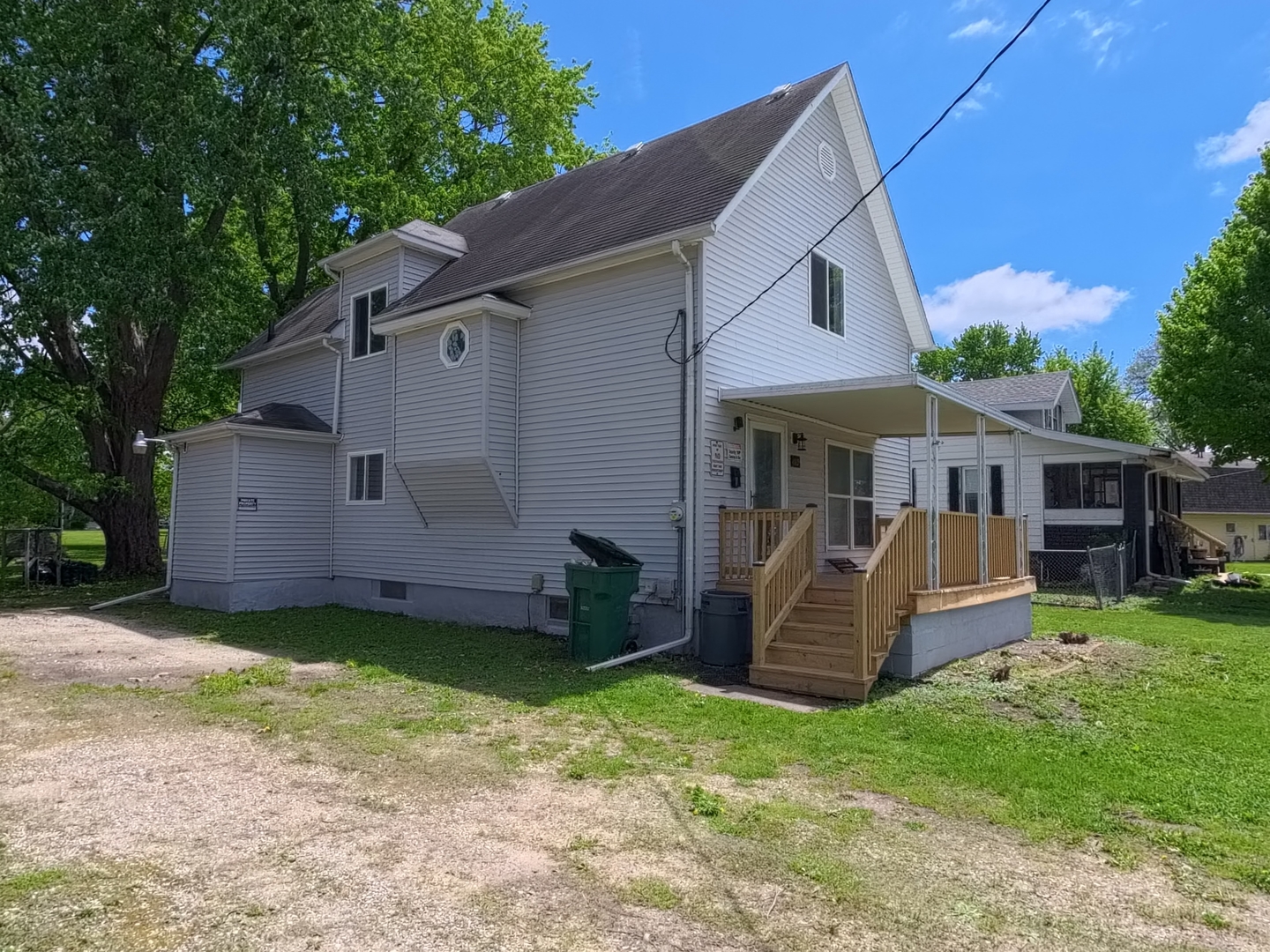 649 Indiana Avenue, Galesburg, IL 61401