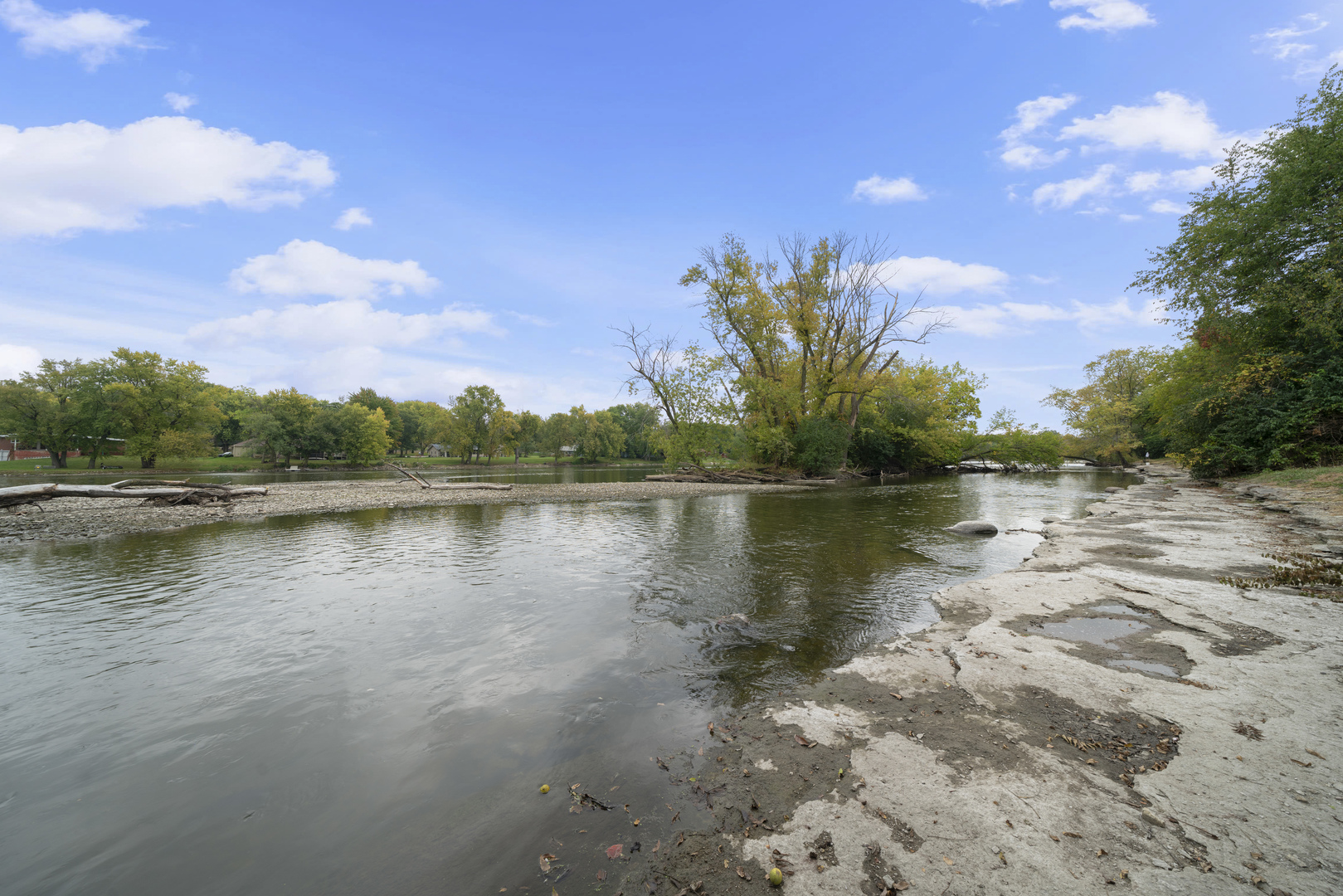 2110 A-B State Route 31 Route, Oswego, IL 60543