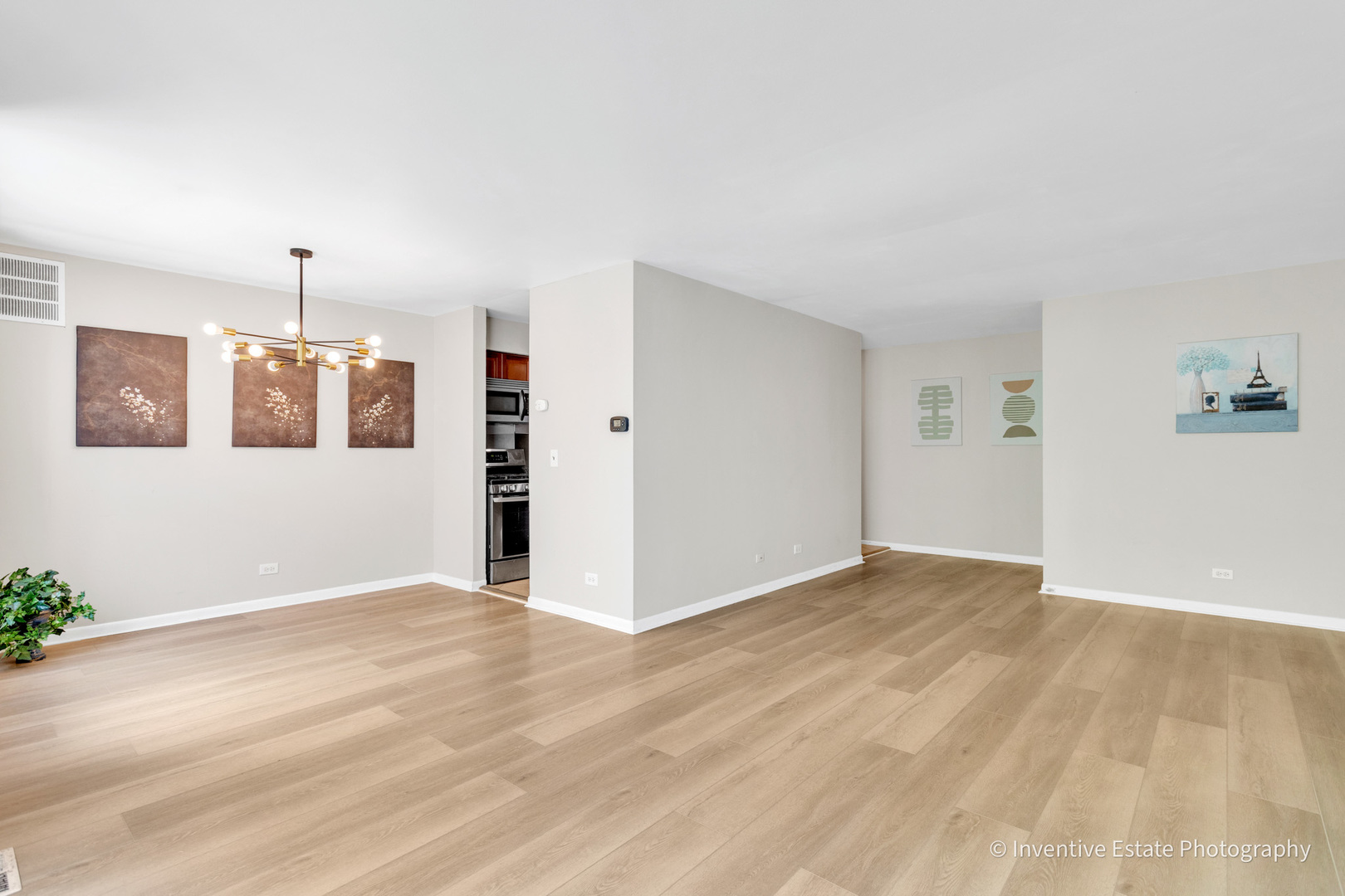 2711 Hobson Road #5, Woodridge, IL 60517