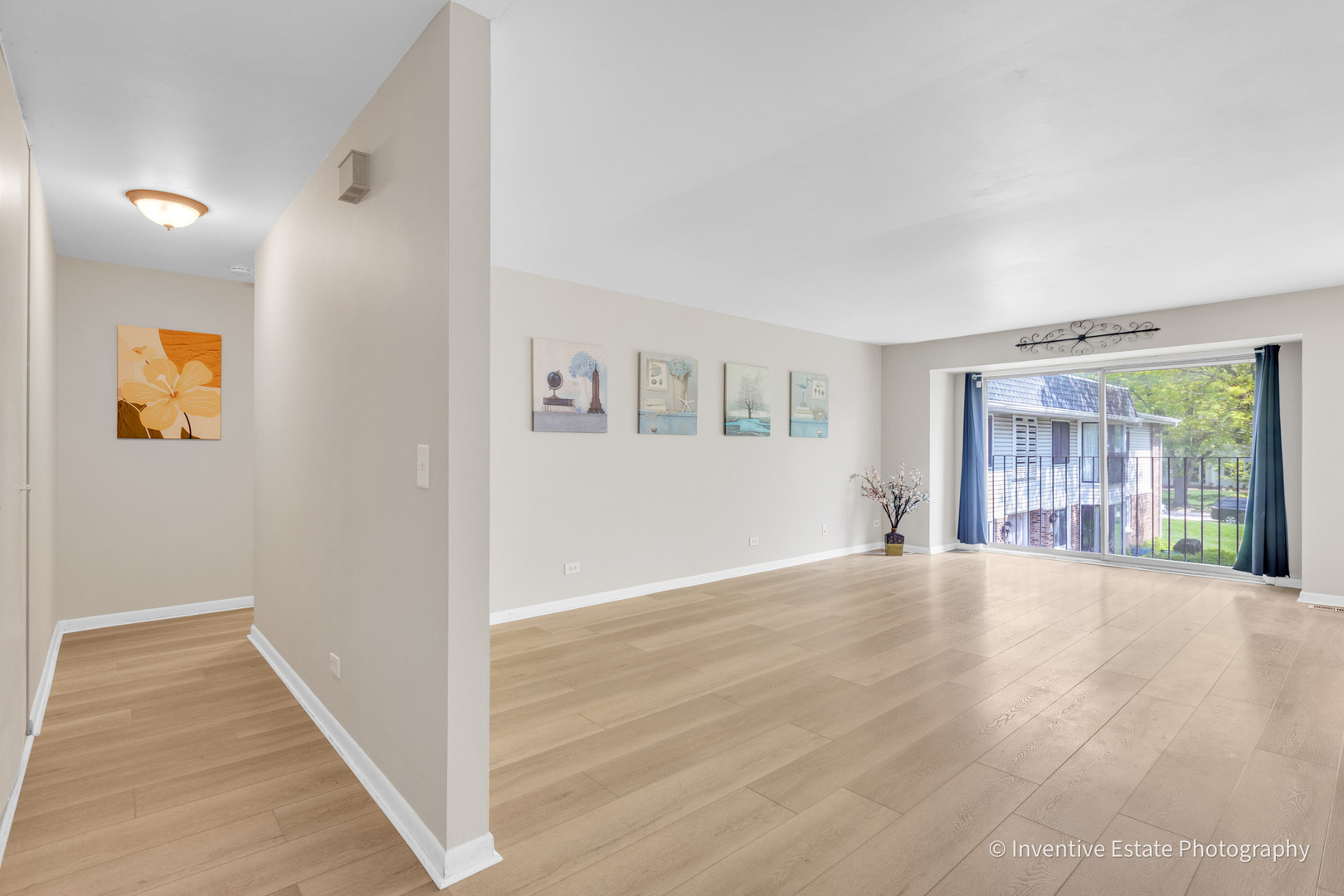 2711 Hobson Road #5, Woodridge, IL 60517