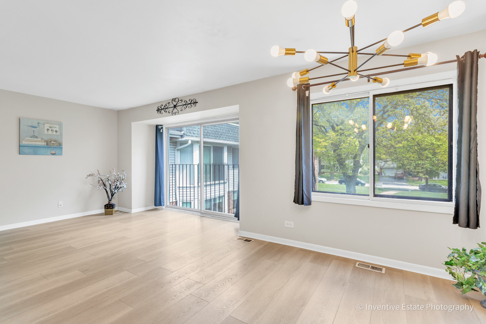 2711 Hobson Road #5, Woodridge, IL 60517