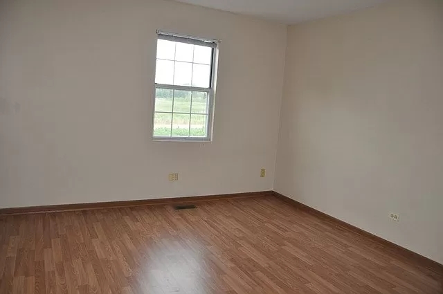 101 S Oakhurst Drive, Aurora, IL 60504