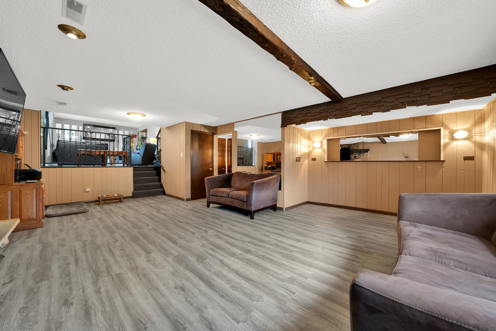 10732 S Meadow Lane, Palos Hills, IL 60465