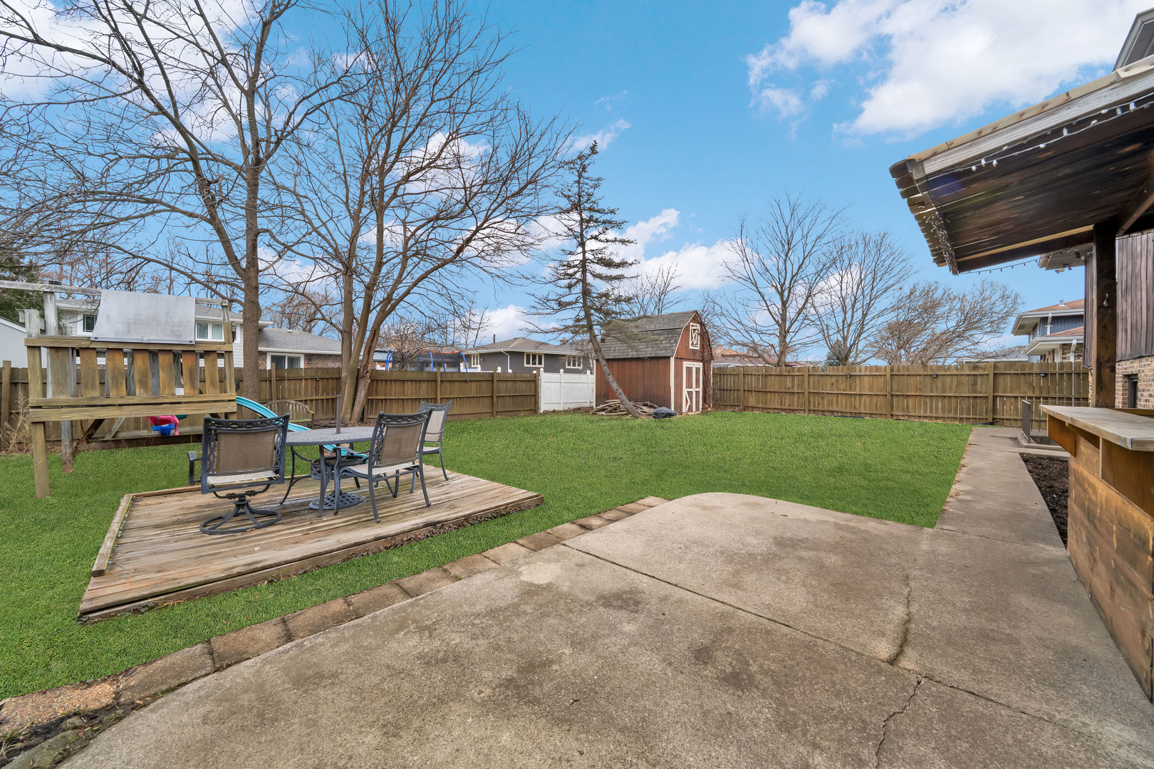 10732 S Meadow Lane, Palos Hills, IL 60465