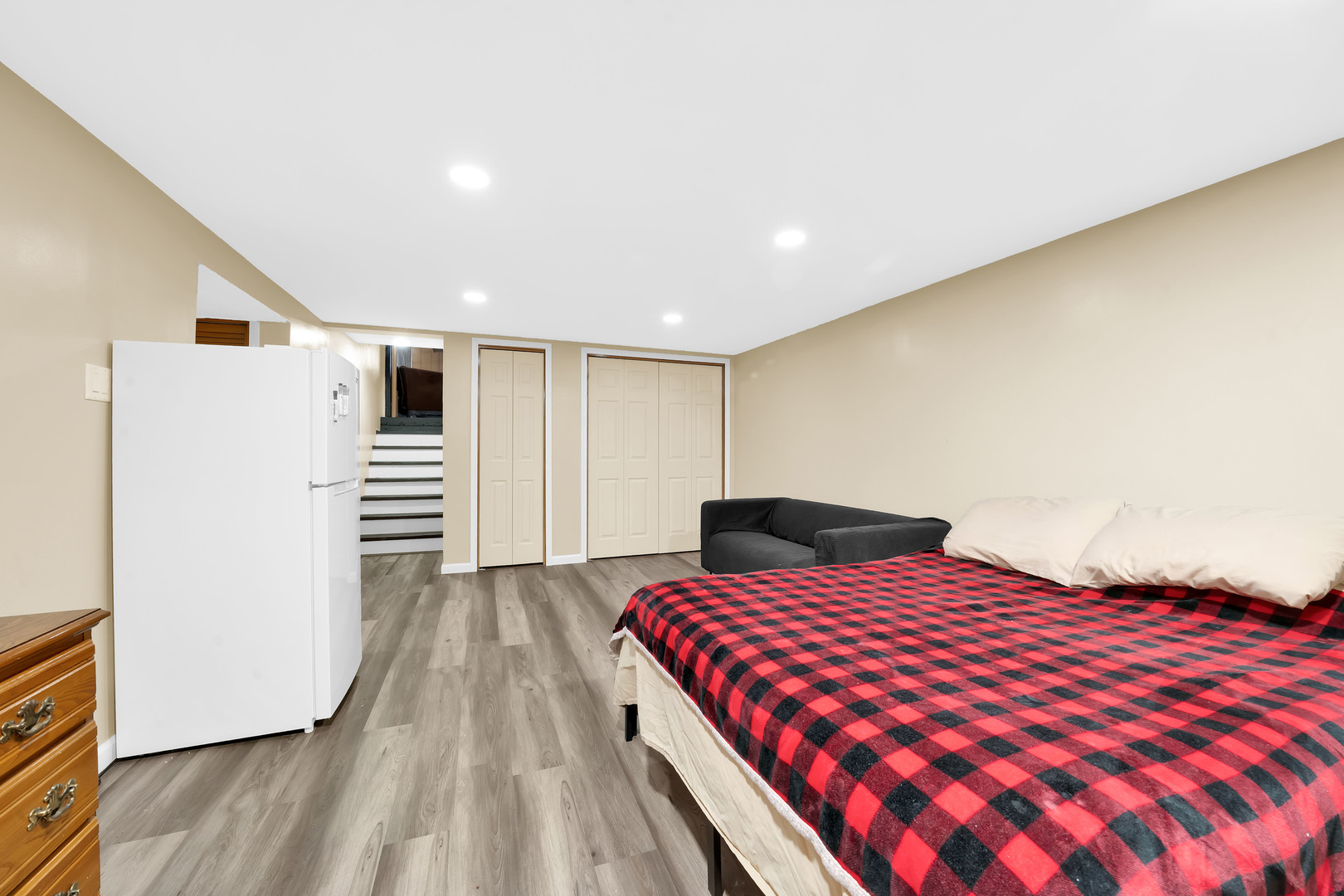 10732 S Meadow Lane, Palos Hills, IL 60465