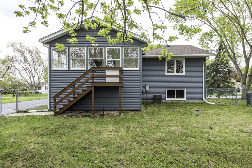 1826 Willow Road, Twin Lakes, WI 53181