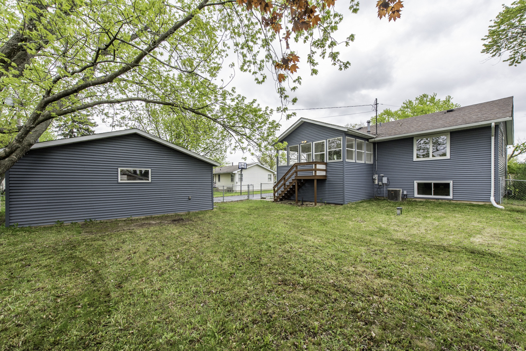 1826 Willow Road, Twin Lakes, WI 53181
