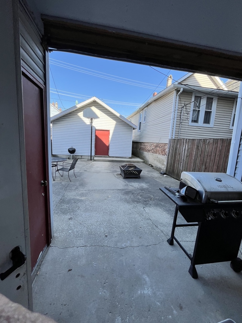 3217 S May Street #1, Chicago, IL 60608