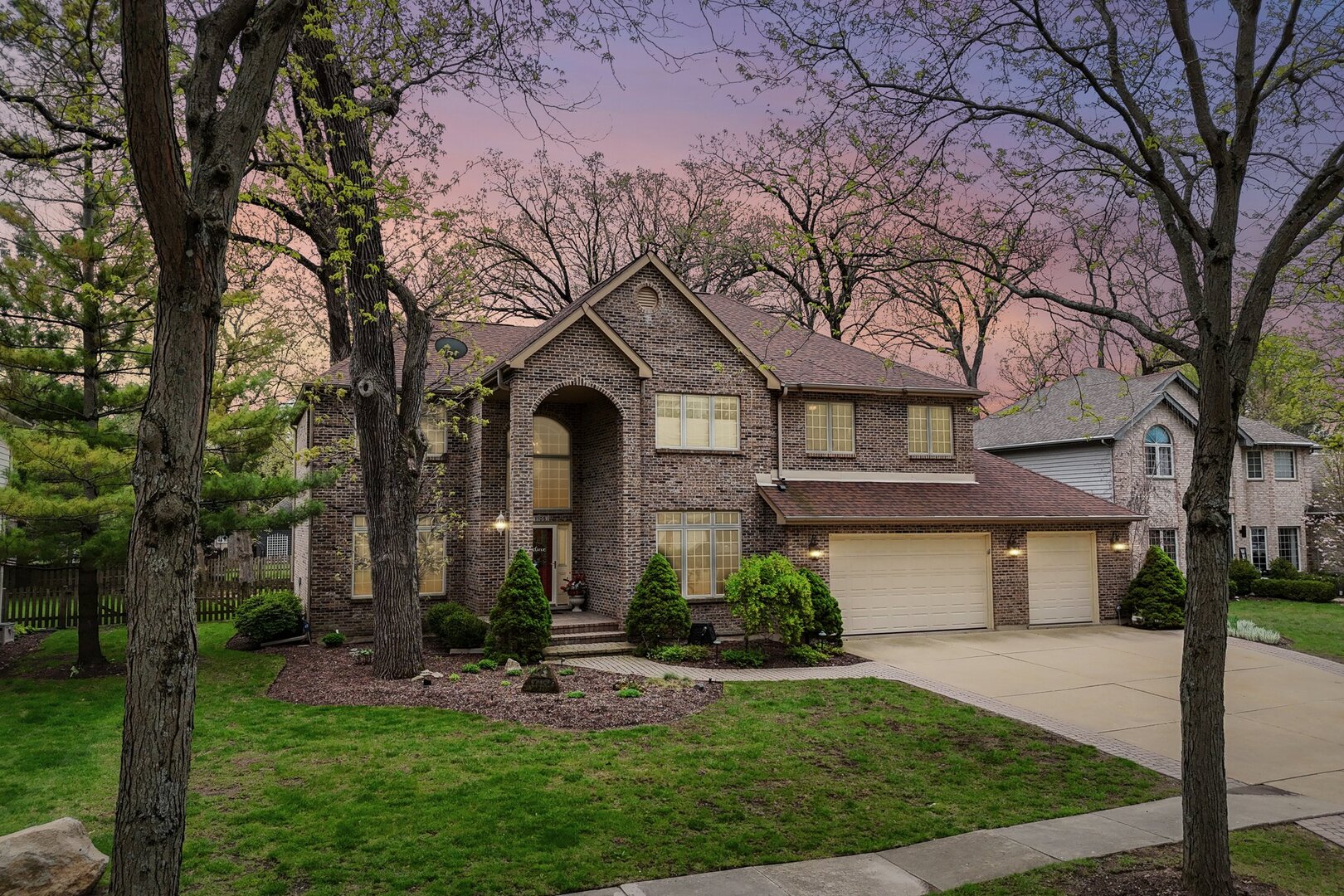 1105 Portsmouth Circle, Gurnee, IL 60031